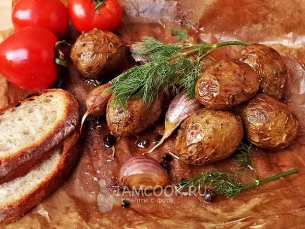 Фото готового блюда: Картофель в пергаменте