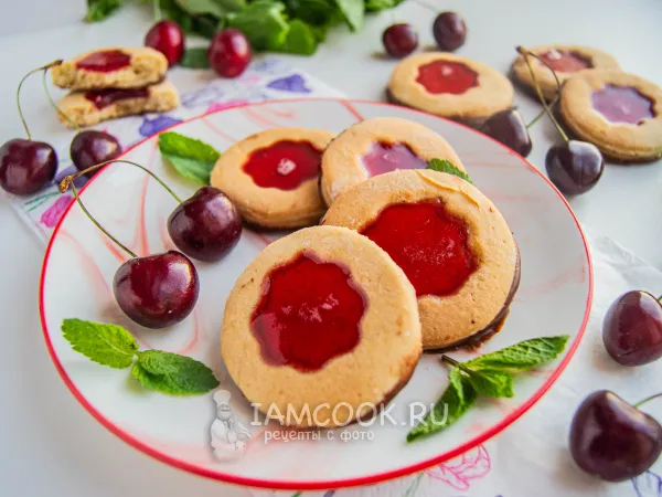 Фото готового блюда: Печенье с желе в шоколаде