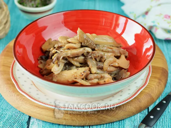 Фото блюда: Жареные вешенки с луком (на сковороде)