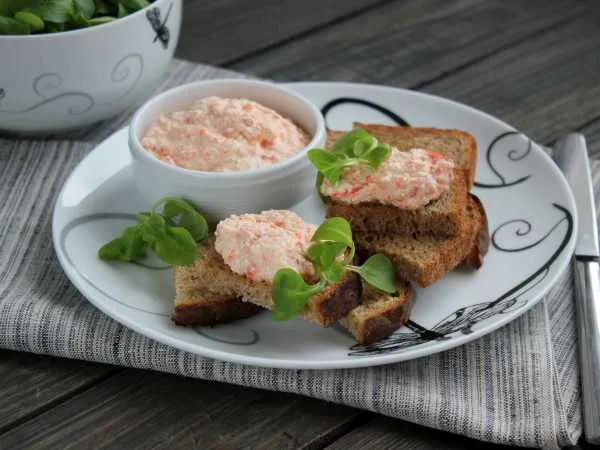 Фото готового блюда: Закуска из творога и перца