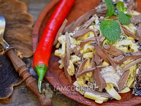 Фото готового блюда: Салат «Храброе сердце»