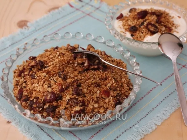 Фото готового блюда: Мюсли запеченные с клюквой