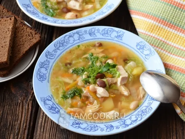 Фото блюда: Фасолевый суп с копченой курицей