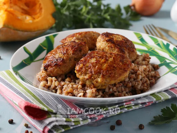 Фото готового блюда: Котлеты из индейки с тыквой