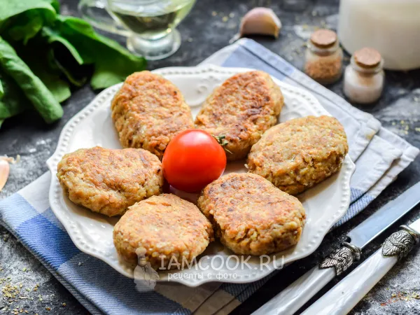 Фото готового блюда: Постные котлеты из гречки и капусты