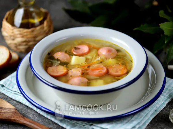 Фото блюда: Суп с сосисками и квашеной капустой