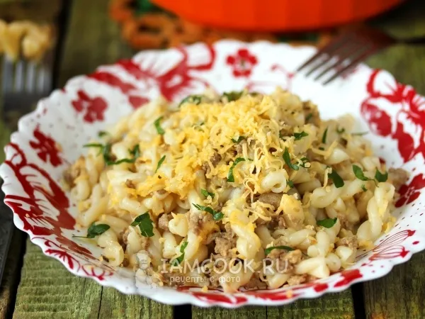 Фото блюда: Макароны с мясным фаршем и сыром