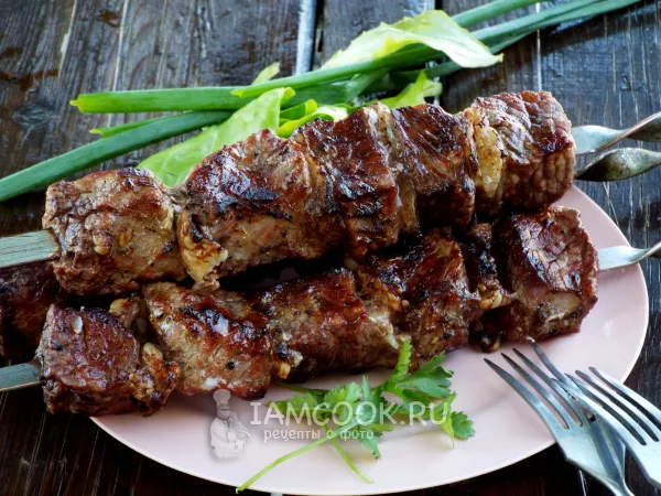 Фото готового блюда: Шашлык из говядины с курдюком