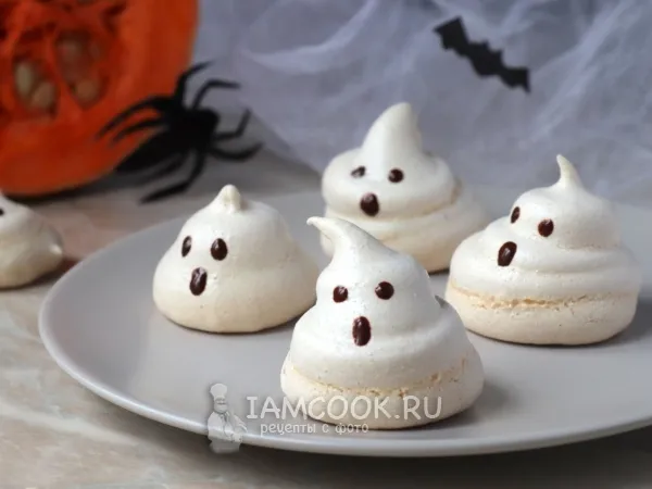 Фото блюда: Безе «Привидения» на Хэллоуин