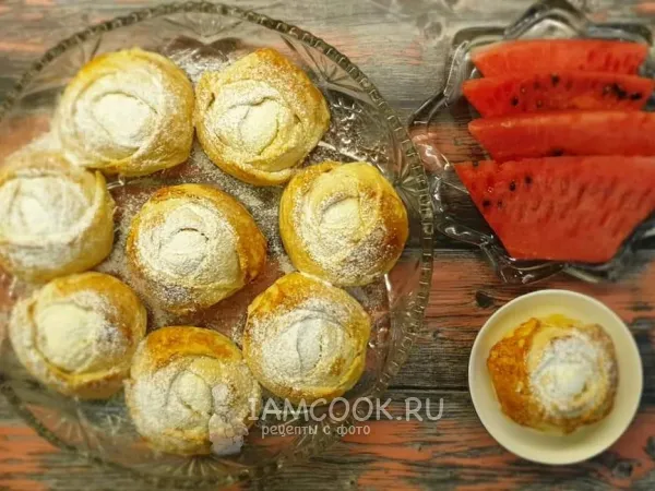 Фото блюда: Творожные розочки (булочки с творогом внутри)