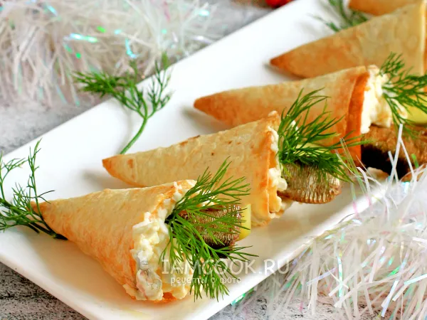 Фото блюда: Рожок из лаваша с начинкой