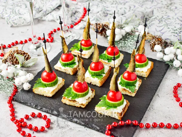 Фото блюда: Канапе со шпротами и огурцом