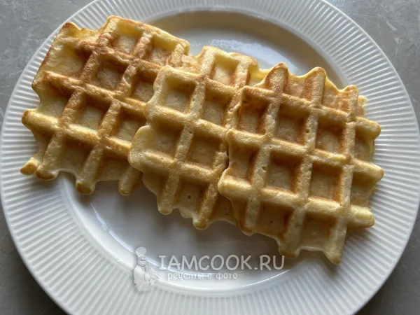 Фото готового блюда: Яблочные вафли в вафельнице