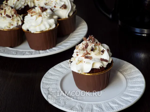 Фото блюда: Шоколадные капкейки с банановой начинкой