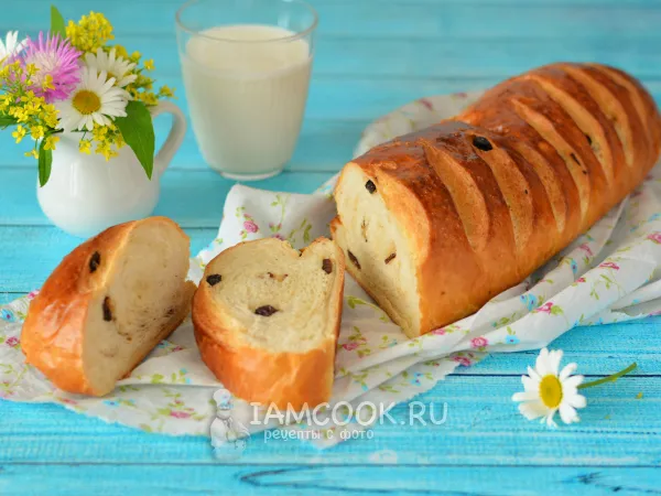 Фото готового блюда: Батон с изюмом