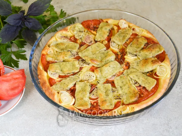 Фото блюда: Заливной пирог с помидорами