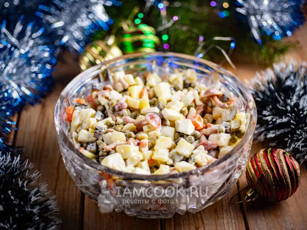 Фото готового блюда: Постный салат Оливье с опятами