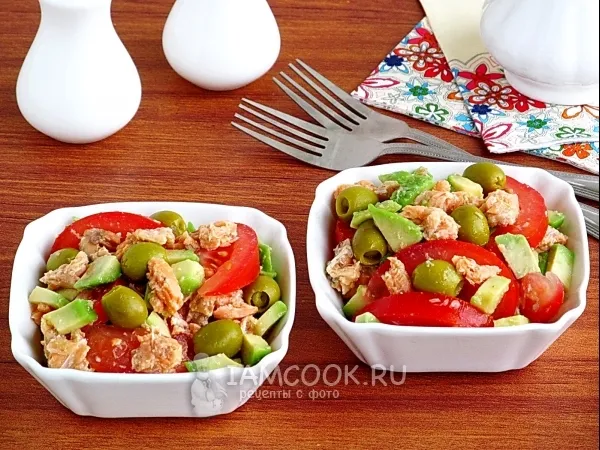 Фото готового блюда: Салат «Волшебная рыбка»