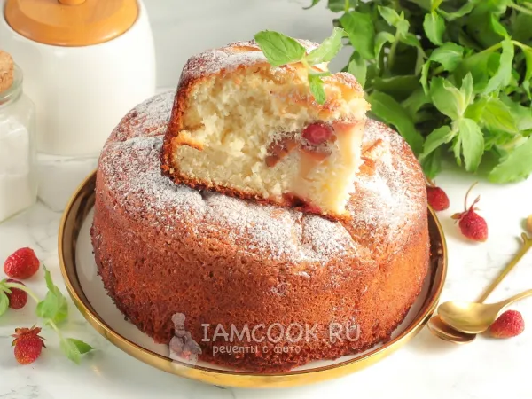 Фото блюда: Шарлотка с земляникой