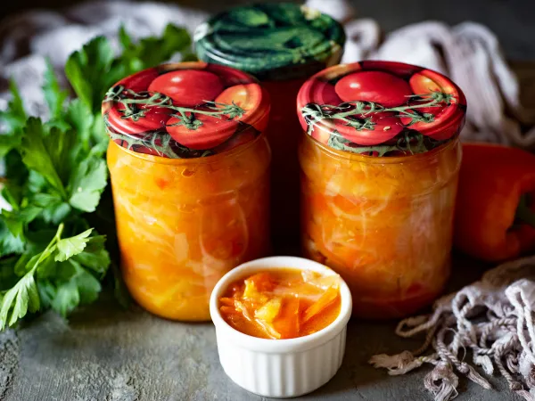 Фото блюда: Салат «Глобус» с капустой на зиму