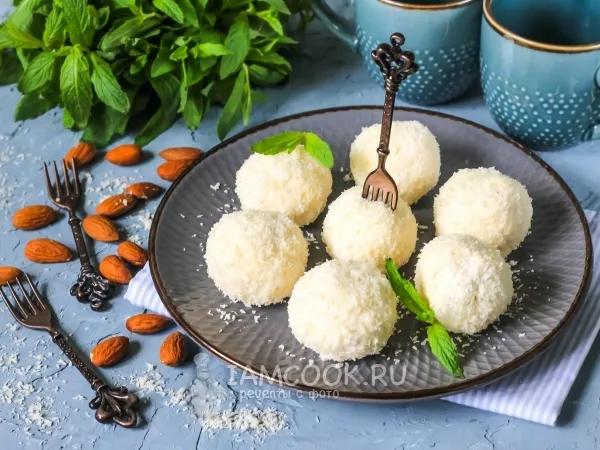 Фото готового блюда: «Рафаэлло» из творога