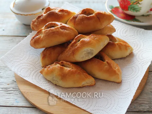 Фото готового блюда: Расстегаи с горбушей