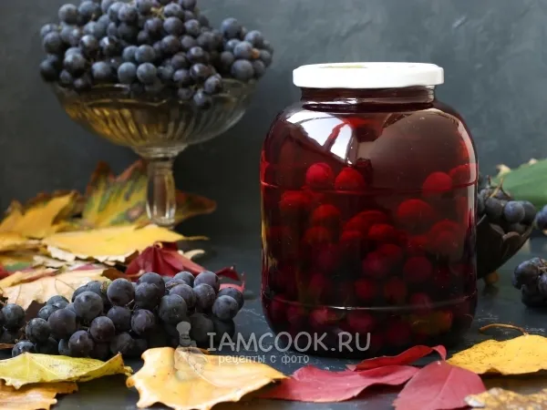Фото готового блюда: Компот из винограда Изабелла на зиму
