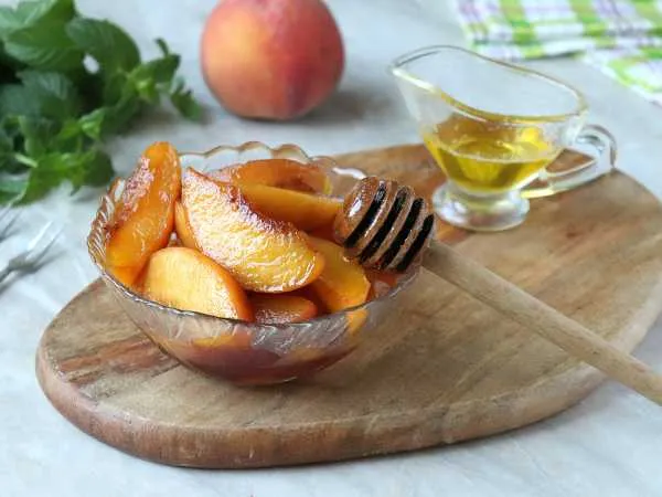 Фото готового блюда: Персики в меду