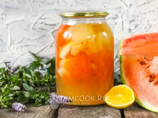 Фото готового блюда: Компот из дыни и арбуза на зиму