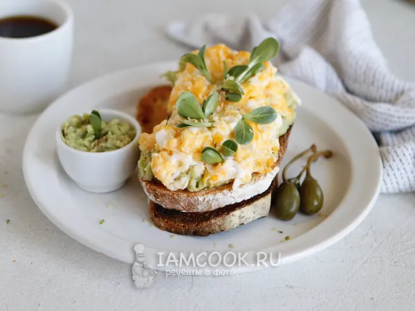 Фото блюда: Скрэмбл с авокадо