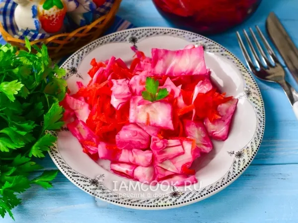 Фото блюда: Капуста со свеклой по-корейски