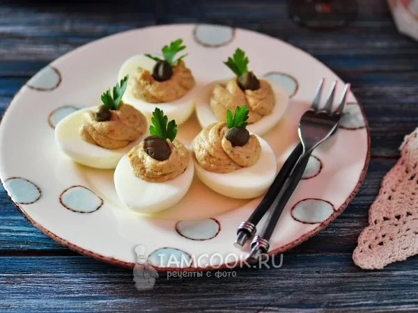 Фото блюда: Яйца, фаршированные шпротами