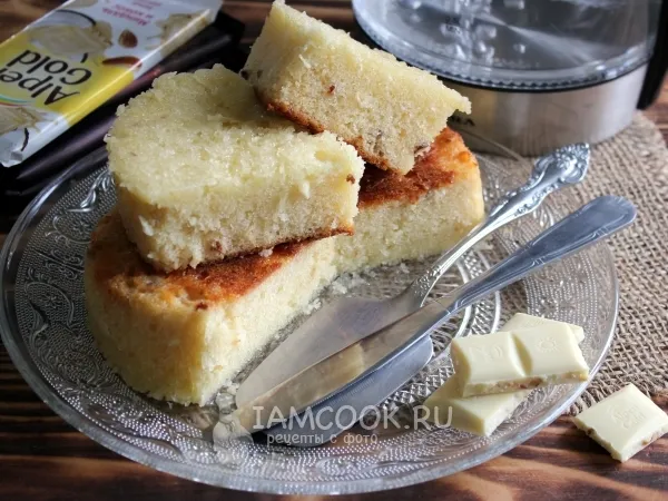 Фото блюда: Кекс из белого шоколада в мультиварке