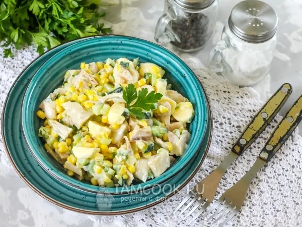 Фото блюда: Салат с курицей и моцареллой