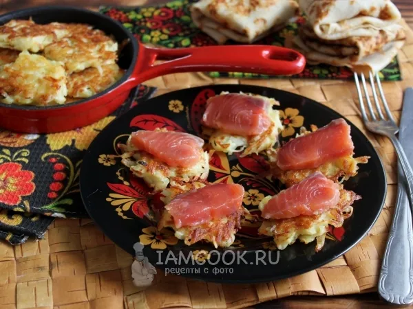 Фото блюда: Драники с красной рыбой