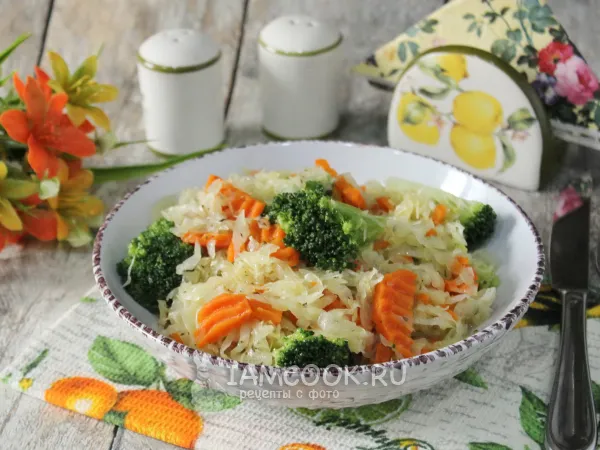 Фото блюда: Тушеная капуста с брокколи