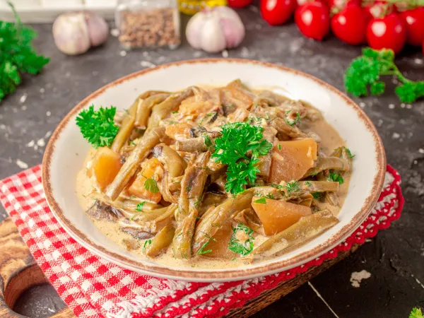 Фото блюда: Стручковая фасоль по-молдавски (Пастери)