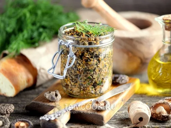 Фото блюда: Грибная икра из сушеных и свежих грибов