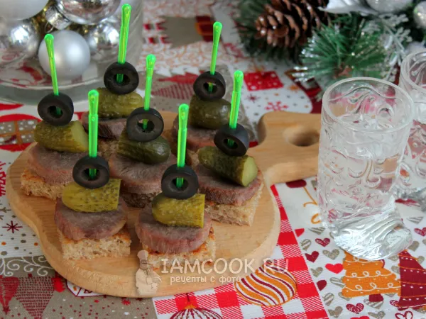 Фото блюда: Канапе с языком (говяжьим)