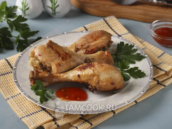 Фото готового блюда: Куриные голени в луковом маринаде