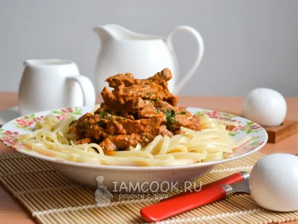 Фото блюда: Бефстроганов из говядины со сметаной (классический рецепт)