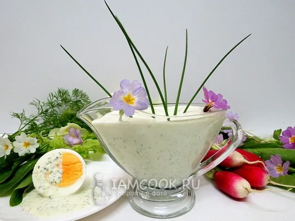 Фото готового блюда: Зелёный сметанный соус