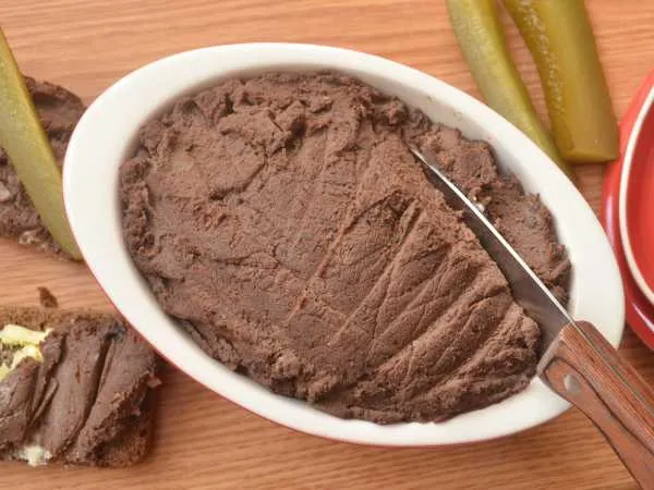 Фото блюда: Паштет из куриной печени с черносливом и грецкими орехами