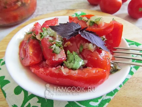 Фото блюда: Маринованные помидоры с перцем за 30 минут