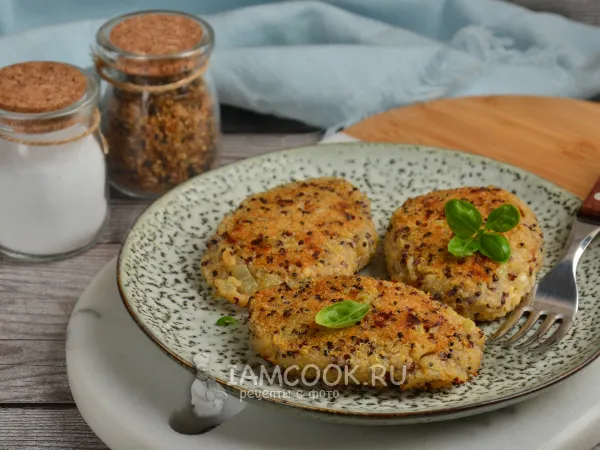 Фото готового блюда: Котлеты из киноа