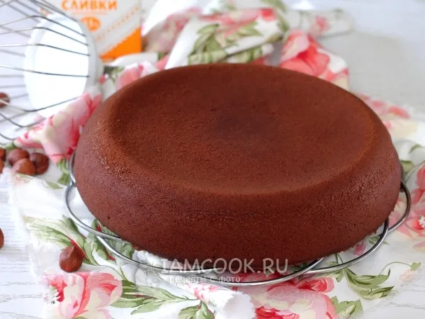 Фото блюда: Шоколадный бисквит на сметане в мультиварке
