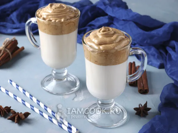 Фото блюда: Кофе Дальгона (Dalgona coffee)
