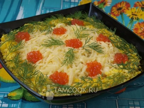 Фото блюда: Царский салат с красной икрой