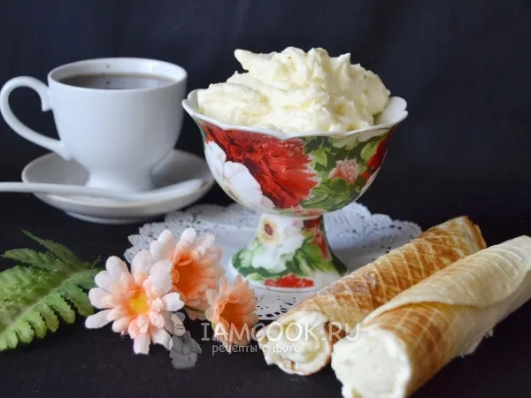 Фото готового блюда: Заварной крем на молоке