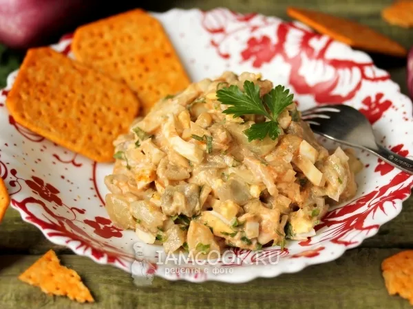 Фото готового блюда: Салат с курицей и баклажанами